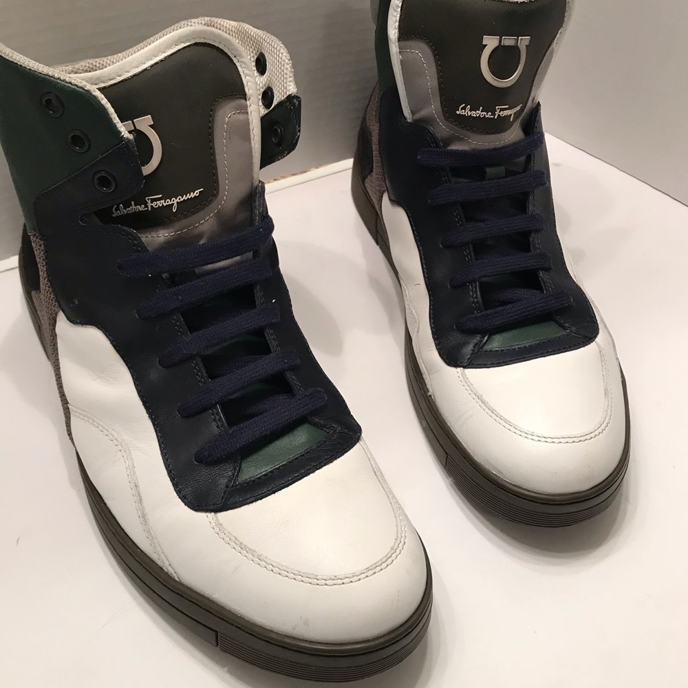PreOwed Salvador Ferregamo Hi Top leather Snicker